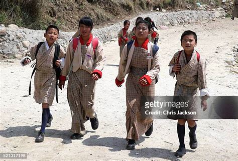 Bhutanese Children Stock Fotos Und Bilder Getty Images