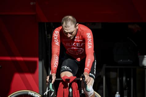 CYCLISME Paris Nice 3ème étape LUAE Team Emirates offre le