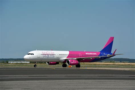 Wizz Air Avvia Cinque Nuove Rotte Da Venezia Per Notizie Ansa It