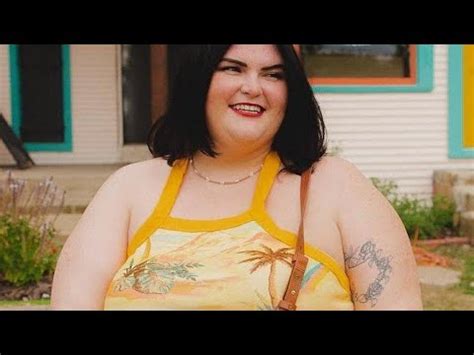 8 Hot Sexy Rosey Blair Bikini Pics