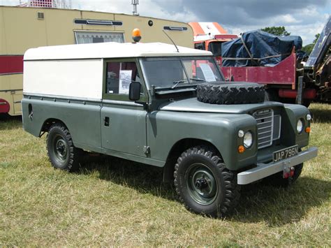 1973 Land Rover Series Iii 109 Hardtop A Photo On Flickriver