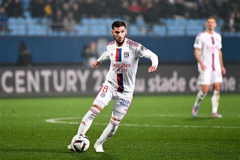 Foot Ol Ol Houssem Aouar Brise Le Silence Et S Agace Foot