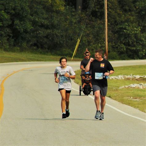 Hero Run Participants Honor 911 Victims Fallen First Responders