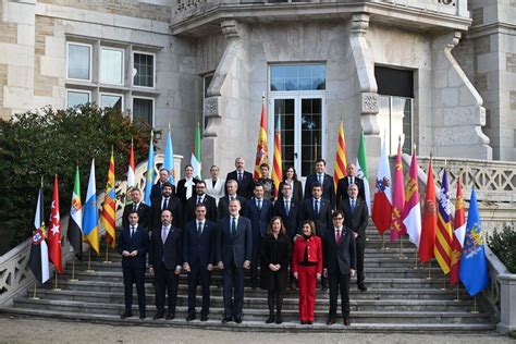 El Fr O Saludo Entre Pedro S Nchez Y D Az Ayuso En La Conferencia De