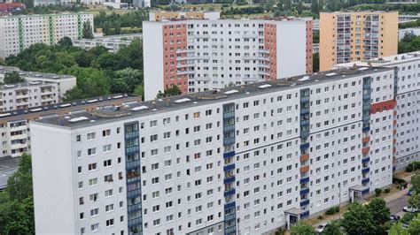 Wohnverhältnisse in Sachsen Anhalt 57 7 der Haushalte wohnen zur