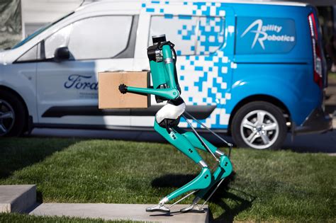 Ford Cr E Digit Le Robot Livreur Qui Marche Sur Deux Jambes