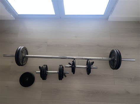 Conjunto De Halteres E Barras De Muscula O Kg F Tima Olx Portugal