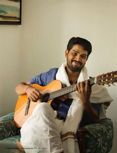 Pradeep Kumar Singer Wiki, Biography, Age, Songs, Images - wikimylinks