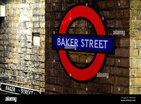 Baker Street Underground Station Sign Hi Res Stock Photography And