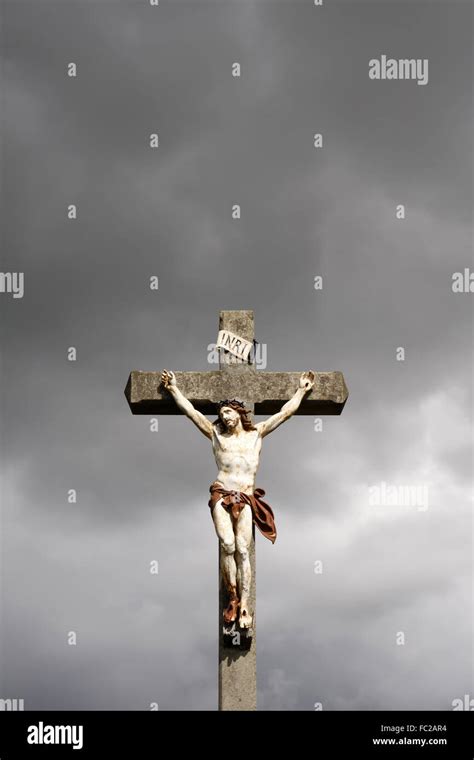 Jesus Christ Crucifixion Sculpture Hi Res Stock Photography And Images