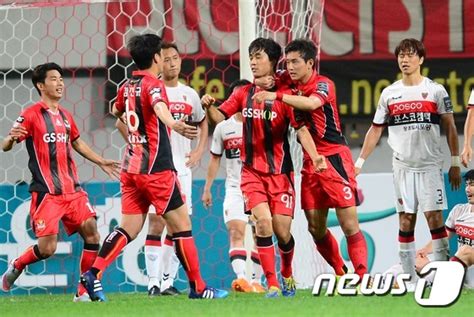 축구 박주영 2골 Fc서울 포항 꺾고 Fa컵 4강 복수 성공 종합 네이트 스포츠