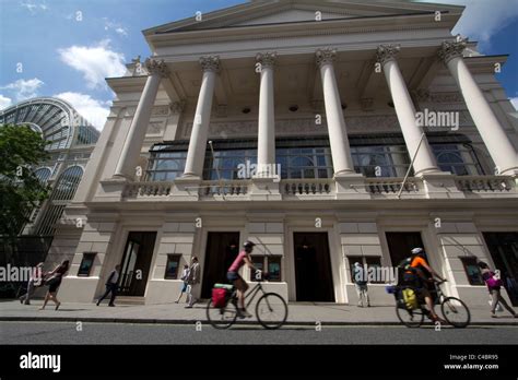 royal opera house London Stock Photo - Alamy