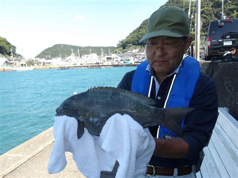 芝崎様 グレ42センチ 和歌山 串本のカセ釣り＆観光体験なら大裕丸