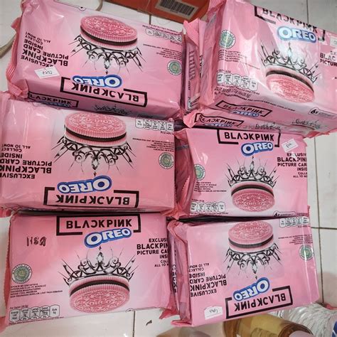 oreo blackpink makanan minuman snek  carousell