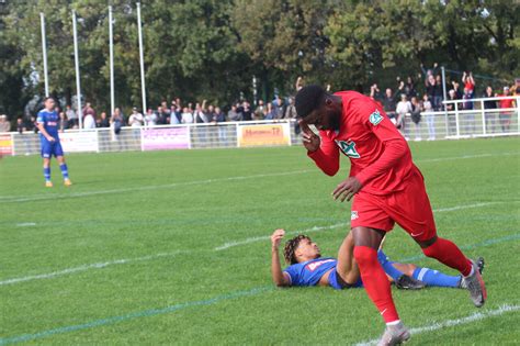 Vendée Vendée Poiré Football et Les Sables FCOC en demi finale de la