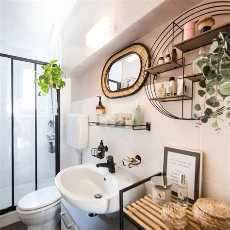 Farmhouse Bathroom With Round Shelf Soul Lane