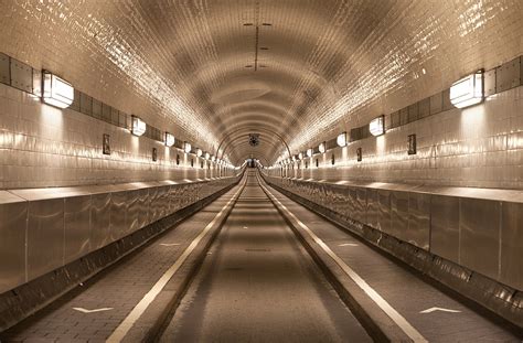 Der Alte Elbtunnel In Hamburg SHMH