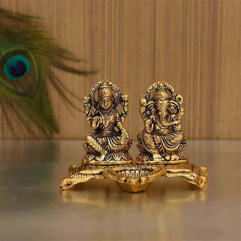 Aluminium Metal Laxmi Ganesh Idol With Diya At Rs 115 Piece In Hathras