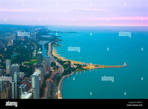 View of Chicago Illinois and Lake Michigan with beaches, buildings and ...