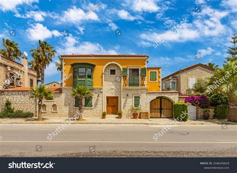 9,339 Boutique Hotel Building Images, Stock Photos & Vectors | Shutterstock