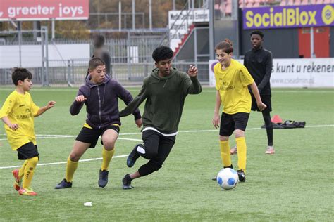 Tweede Editie Azc Voetbaltoernooi Op De Oude Meerdijk Fc Emmen