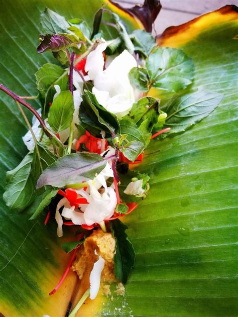 Temple Prasad | Hand pictures, Temple photography, New nature wallpaper