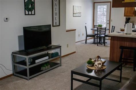 Deerfield Village Apartments Apartments In Mount Pleasant Mi