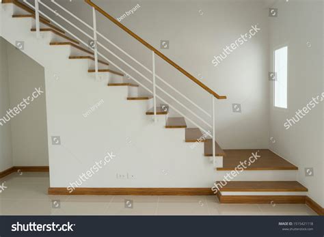 Side View Wooden Modern Stairs House Stock Photo 1515421118 | Shutterstock