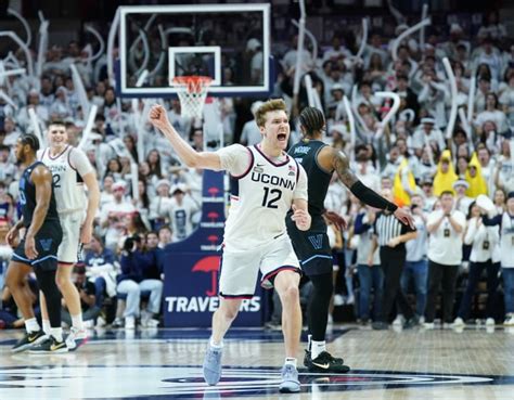 UConn Hoops: Huskies overwhelm Villanova amid festivities - UConnReport ...