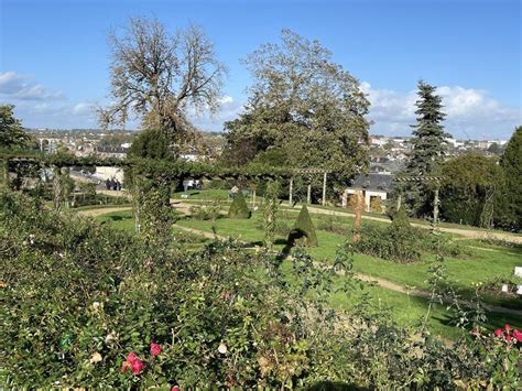 Tempête Ciaran en Mayenne à Laval les jardins de la Perrine et de l