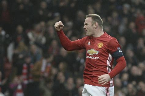 Watch Wayne Rooneys 5 Best Manchester United Goals