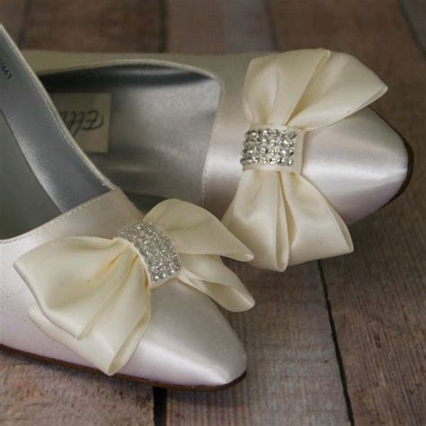 Custom Wedding Shoes Ivory Closed Toe Wedding Shoes With Ivory Bow