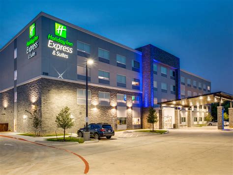 Hotels in Denton, TX near UNT | Holiday Inn Express & Suites Denton South