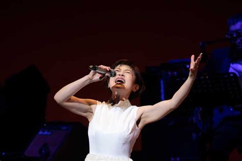 神野美伽、デビュー40周年リサイタルで38曲披露 サンスポ