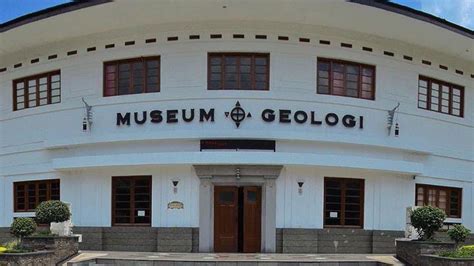 Jelajahi Wisata Edukasi Di Museum Geologi Bandung Jam Operasional Dan