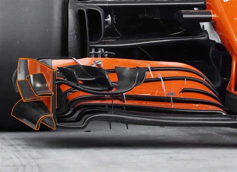 Mclaren Two Different Front Wing Configurations In Sochi