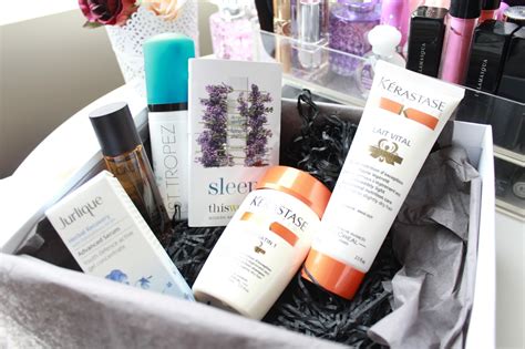 The Lookfantastic Beauty Box Inthefrow