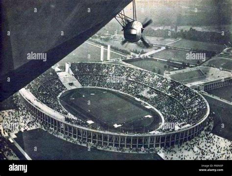 Stade Olympique De Berlin Ao T Vu Depuis L Hindenburg Stock