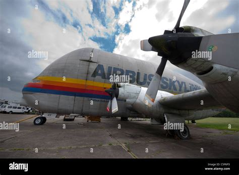 Super Guppy F-BTGV Airbus Airbus Skylink cargo plane aircraft Stock Photo - Alamy