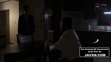 Beautfiul Japanese MILF Gets Taken JAV