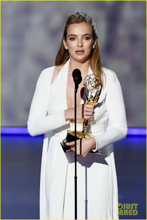 Jodie Comer Was Shocked By Her Win at Emmy Awards 2019!: Photo 4358389 ...