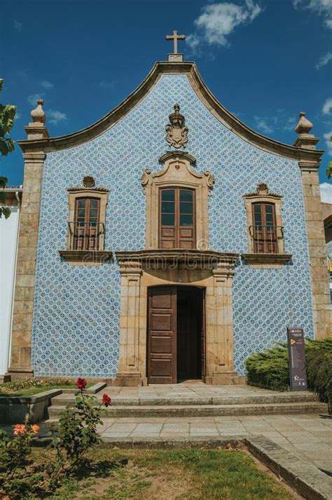 Fachada Cubierta Por Las Baldosas Cer Micas En Una Iglesia Barroca