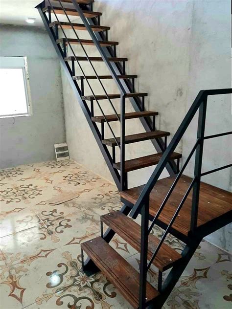 Escaleras Caracol Hierro Y Madera Rectas 3 999 00 En Mercado Libre