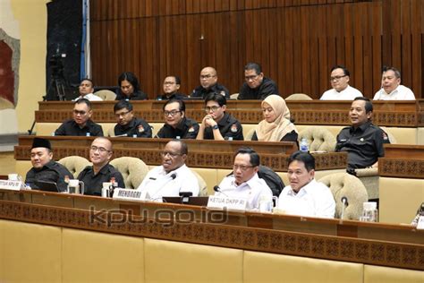 Kpu Rdp Dengan Komisi Ii Dpr Bahas Perkembangan Tahapan Pemilu