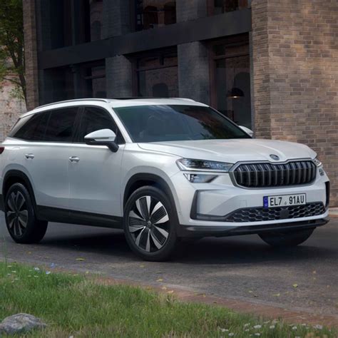 Skoda Kodiaq Iv Stunning Hd Photos Videos Specs Features