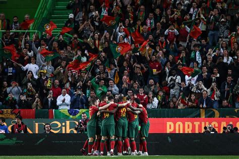 Portugal frente a Turquia Chéquia e vencedor do play off C na fase de