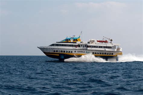 Hydrofoil ship editorial stock photo. Image of speed - 19748208