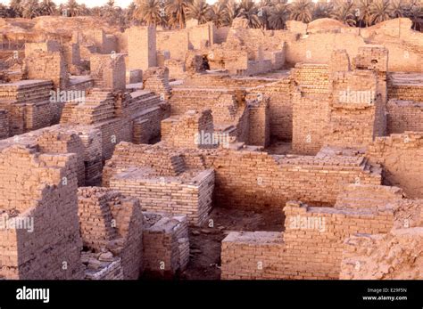 babylon ruins iraq high resolution stock photography  images alamy