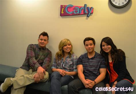 Exclusive Icarly Cast Opens Up About The Series Finale “igoodbye