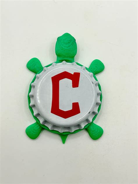 Cleveland Guardians - Bottle Cap Magnet Turtle – Shell Shocked Art
